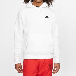 NWOT Nike Sportswear Club Fleece